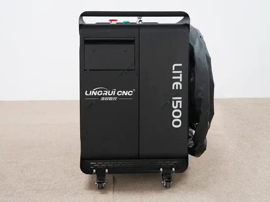 Machine de soudage laser à fibre portable 4 en 1, fonctionnelle, pour usage industriel, 1 500 W