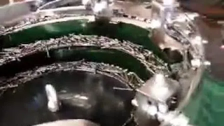 Machine à rouler les filets fonctionnelle à haut rendement pour ligne de production de boulons et de vis